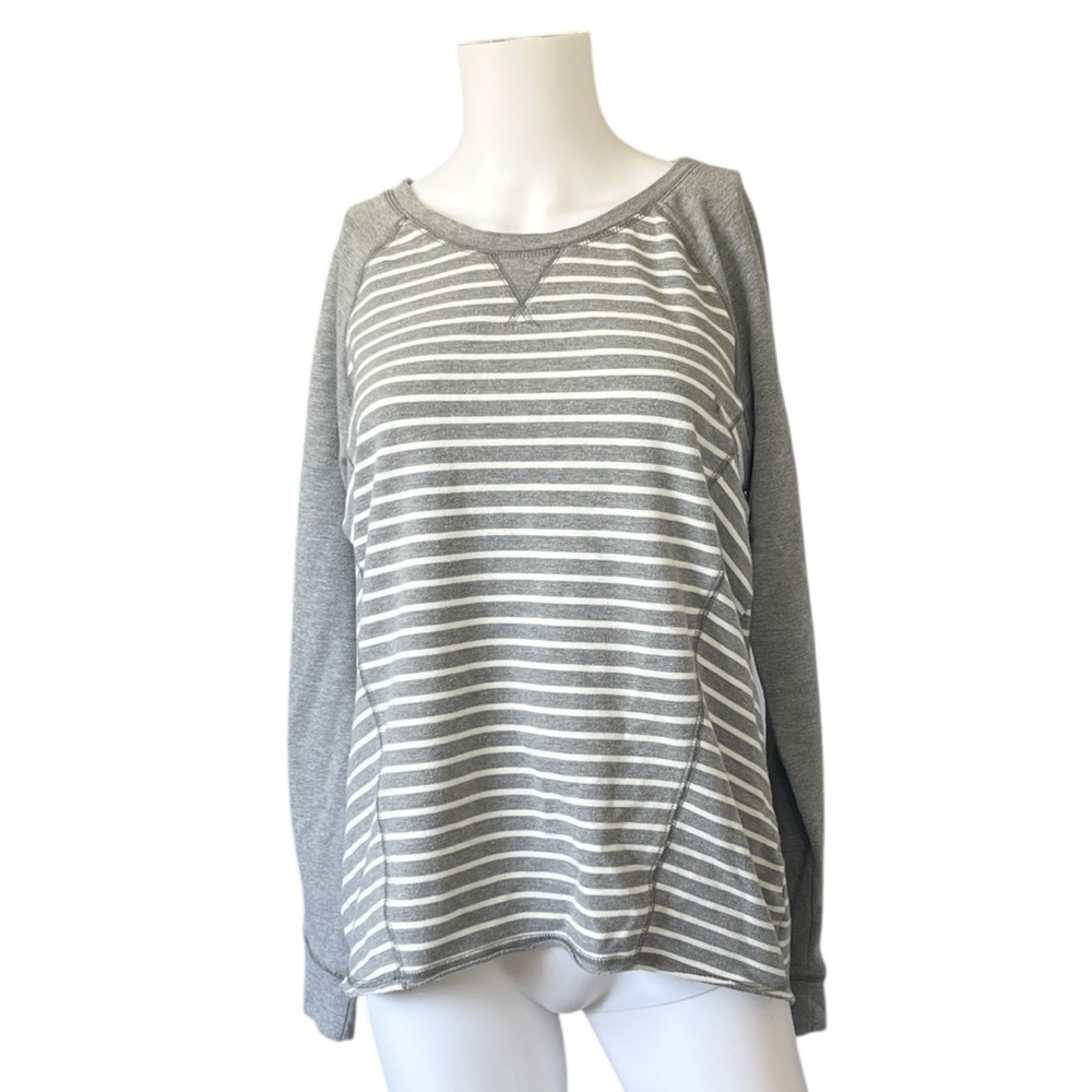 Olive and Oak Gray Striped Long Sleeve Sweatshirt Pullover Womens Size Large L